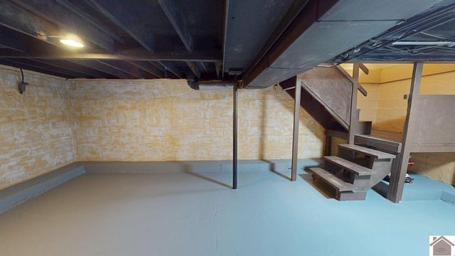 137 Nash Drive, Grand Rivers, KY 42045