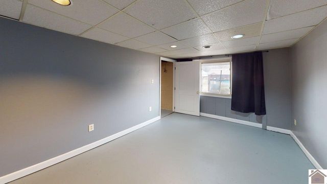 137 Nash Drive, Grand Rivers, KY 42045