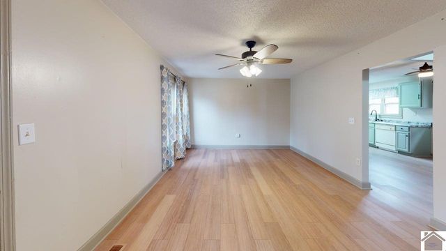 137 Nash Drive, Grand Rivers, KY 42045