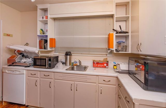 300 S EOLA DRIVE, Orlando, FL 32801