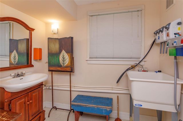 300 S EOLA DRIVE, Orlando, FL 32801