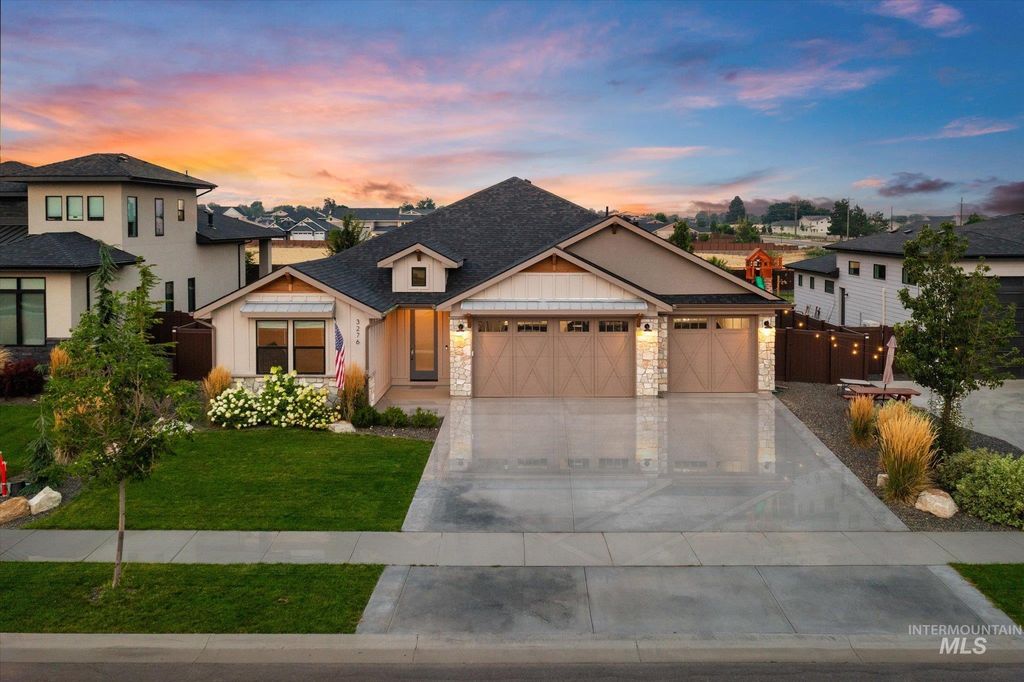 3276 N Fire Flower Ave, Star, ID 83669 photo 1
