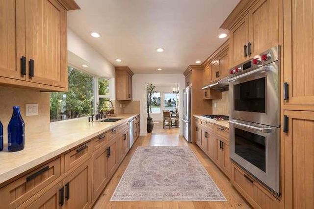 642 Marlin Court, Redwood City, CA 94065