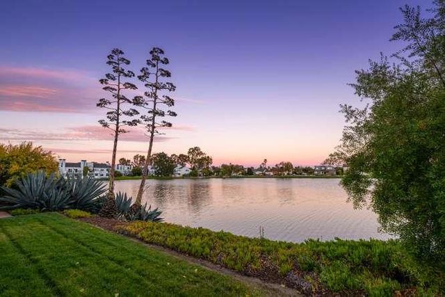 642 Marlin Court, Redwood City, CA 94065