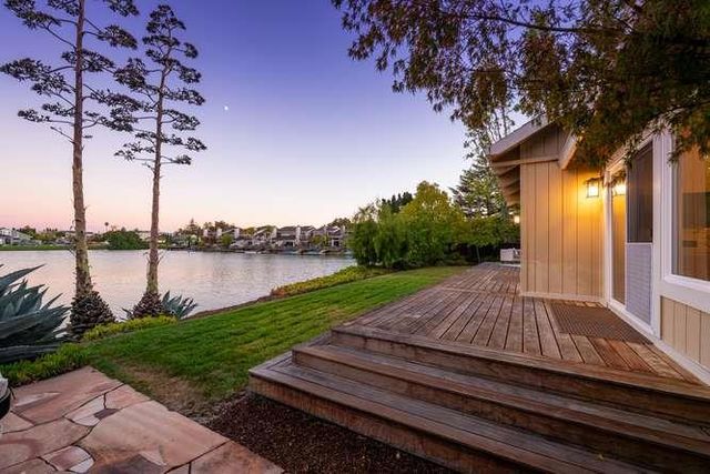 642 Marlin Court, Redwood City, CA 94065