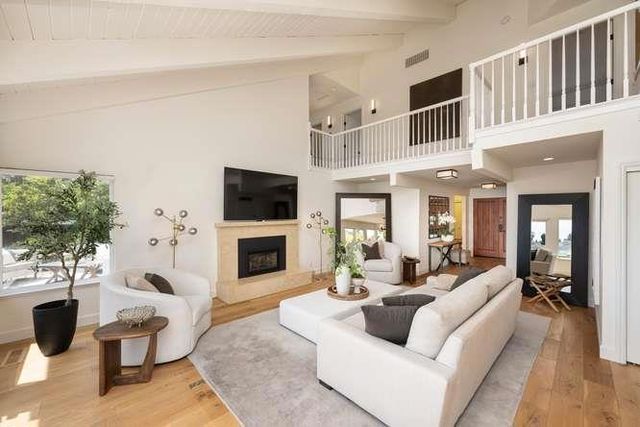 642 Marlin Court, Redwood City, CA 94065
