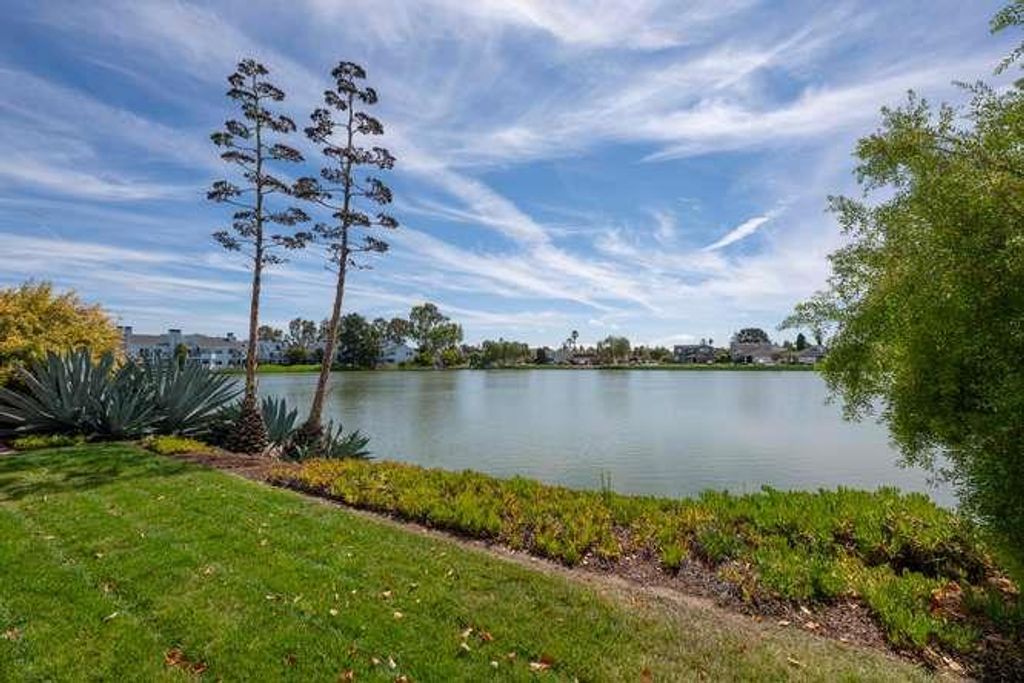 642 Marlin Court, Redwood City, CA 94065