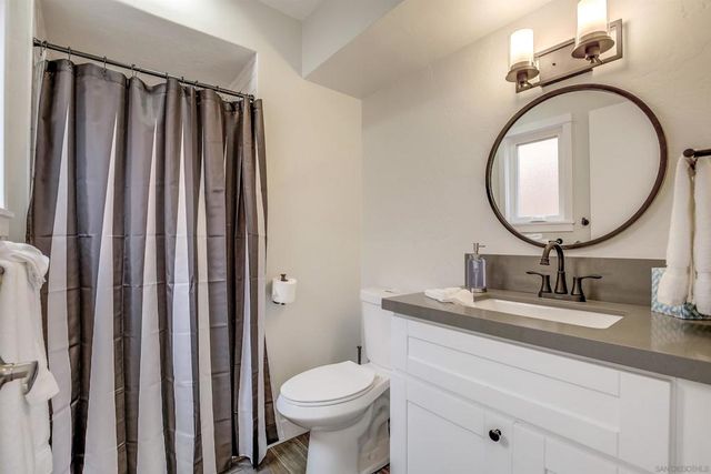 3686 Bayside Walk, San Diego, CA 92109