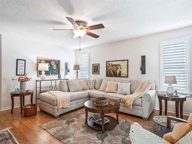 2409 HOOK HOLLOW TERRACE, The Villages, FL 32162