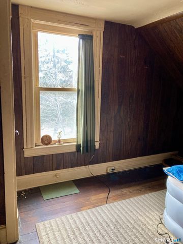 5 Oak Street, Stafford, CT 06076