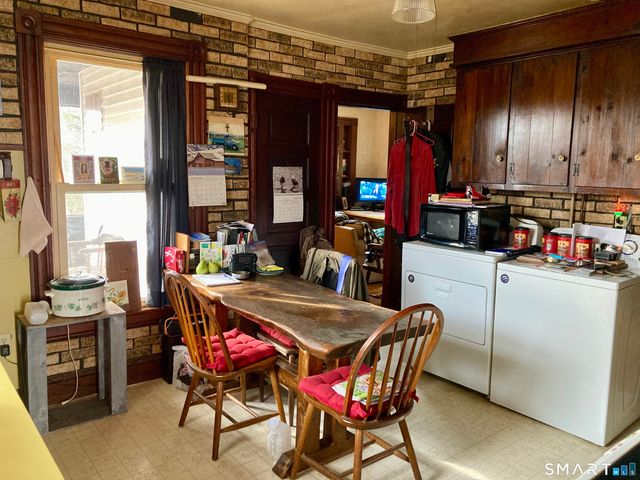 5 Oak Street, Stafford, CT 06076