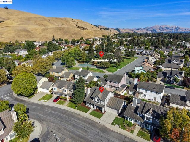 312 Rivercreek Dr, Fremont, CA 94536