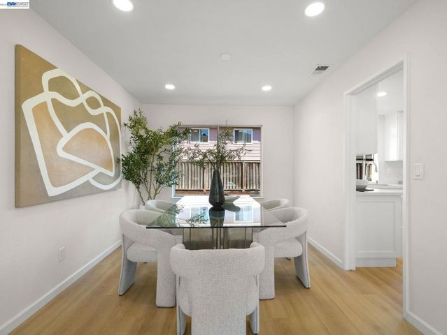 312 Rivercreek Dr, Fremont, CA 94536