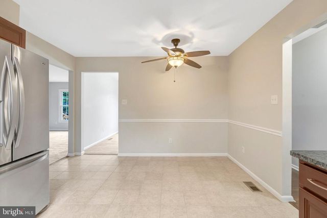 6521 LANCASTER DR, Warrenton, VA 20187