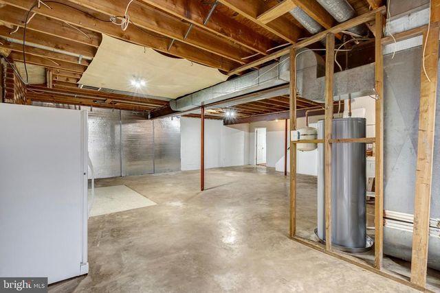 6521 LANCASTER DR, Warrenton, VA 20187