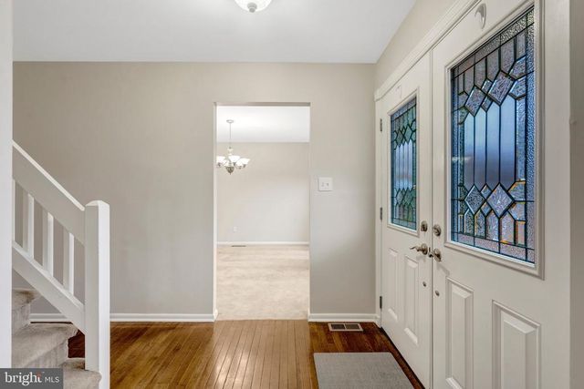 6521 LANCASTER DR, Warrenton, VA 20187