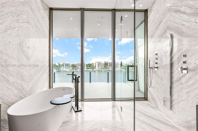 5 Grove Isle S301, Coconut Grove, FL 33133