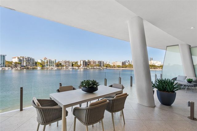 5 Grove Isle S301, Coconut Grove, FL 33133