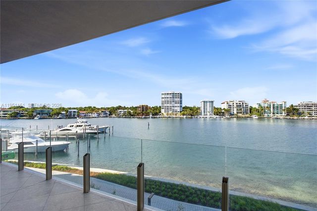 5 Grove Isle S301, Coconut Grove, FL 33133