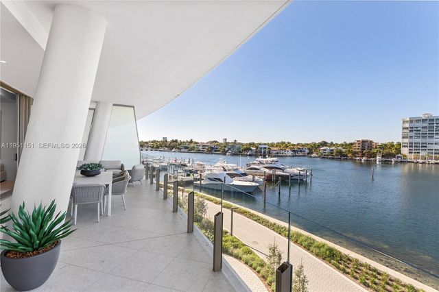 5 Grove Isle S301, Coconut Grove, FL 33133