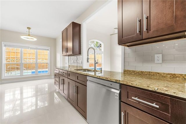 1564 Ember Oaks Circle, Powder Springs, GA 30127