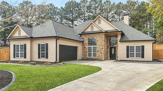1564 Ember Oaks Circle, Powder Springs, GA 30127