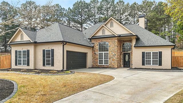 1564 Ember Oaks Circle, Powder Springs, GA 30127