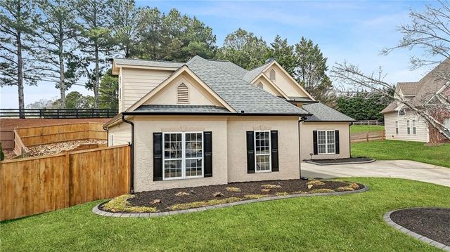 1564 Ember Oaks Circle, Powder Springs, GA 30127