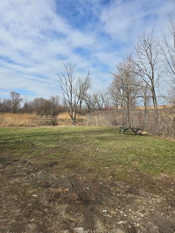 5210 Howard Avenue, Hammond, IN 46320