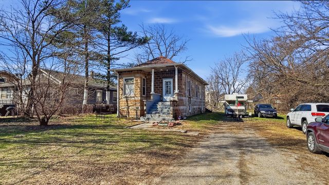 5210 Howard Avenue, Hammond, IN 46320