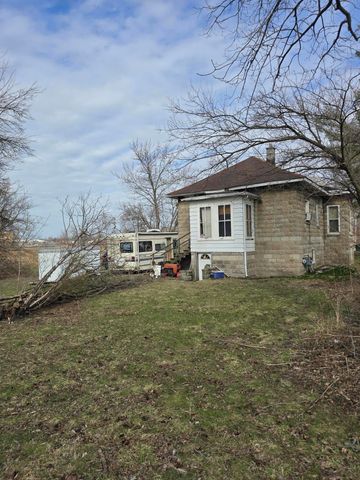 5210 Howard Avenue, Hammond, IN 46320