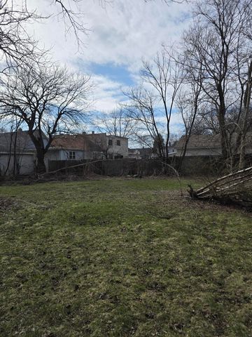 5210 Howard Avenue, Hammond, IN 46320