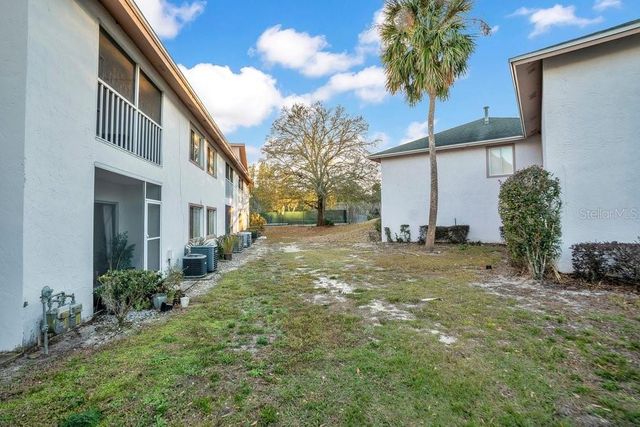 404 COUNTRY LANE NE 404, Winter Haven, FL 33881