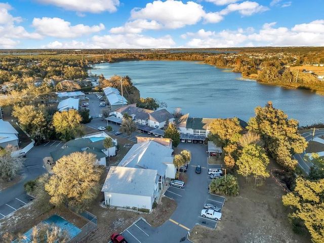 404 COUNTRY LANE NE 404, Winter Haven, FL 33881