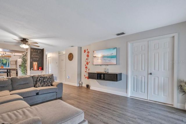 404 COUNTRY LANE NE 404, Winter Haven, FL 33881