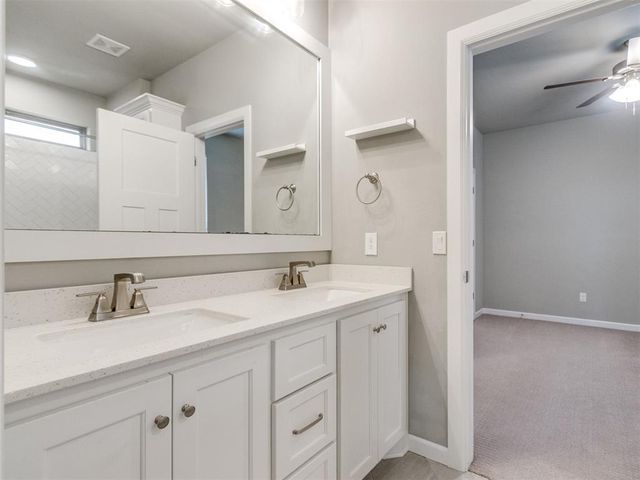 2424 Crystal Creek Drive, Yukon, OK 73099