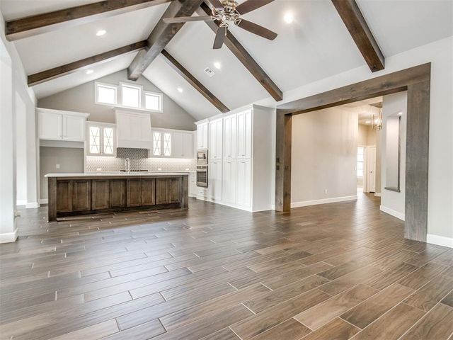 2424 Crystal Creek Drive, Yukon, OK 73099