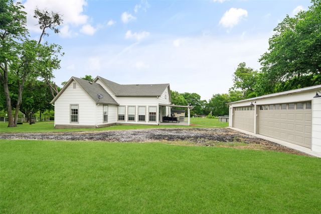 313 Chicken Street, Weston, TX 75009