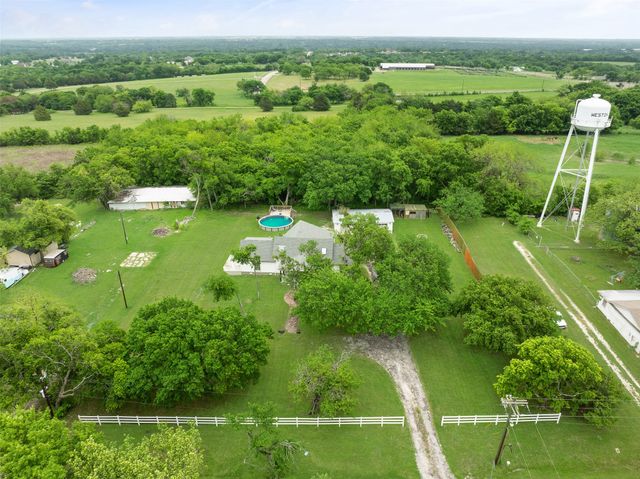 313 Chicken Street, Weston, TX 75009