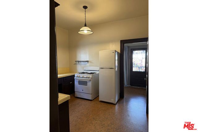 1017 W 24th Street, Los Angeles, CA 90007
