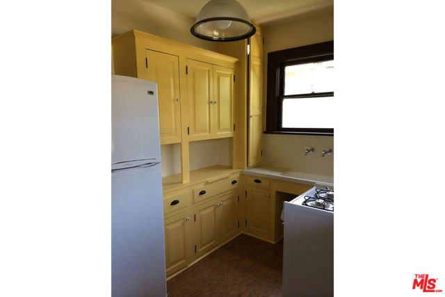 1017 W 24th Street, Los Angeles, CA 90007