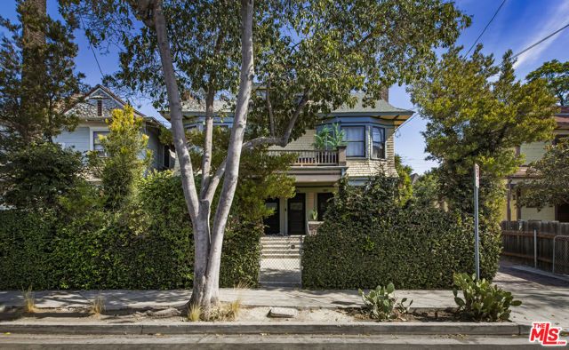 1017 W 24th Street, Los Angeles, CA 90007