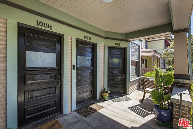 1017 W 24th Street, Los Angeles, CA 90007