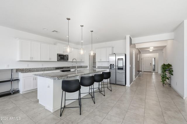 4373 E Gallop Trail Trail, San Tan Valley, AZ 85140