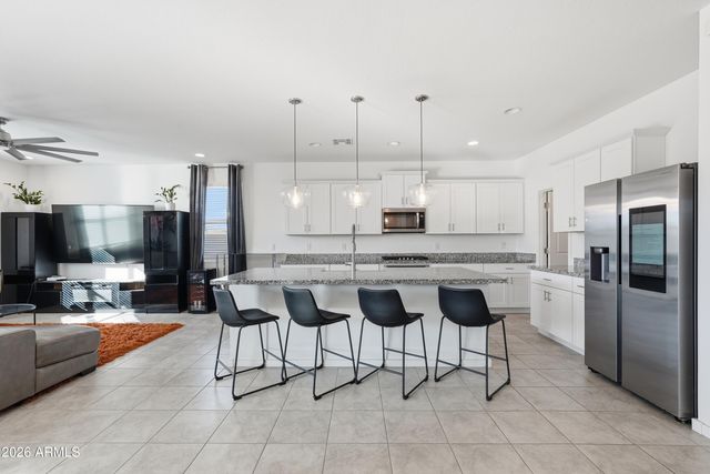 4373 E Gallop Trail Trail, San Tan Valley, AZ 85140