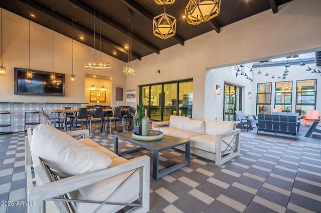 4373 E Gallop Trail Trail, San Tan Valley, AZ 85140