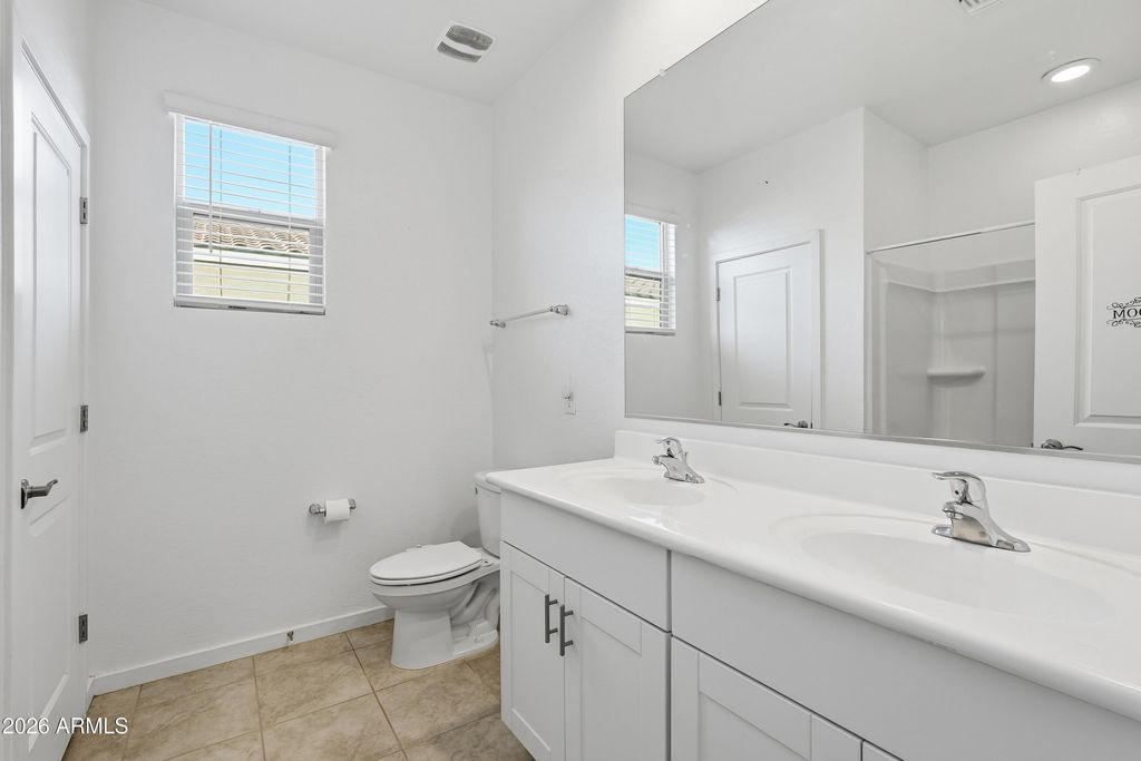 Image 10 of property listing at 4373 E Gallop Trail Trail, San Tan Valley, AZ 85140