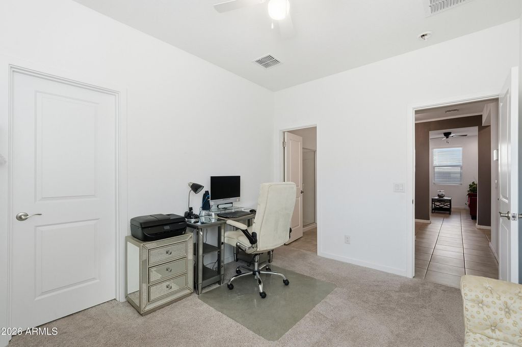 Image 12 of property listing at 4373 E Gallop Trail Trail, San Tan Valley, AZ 85140