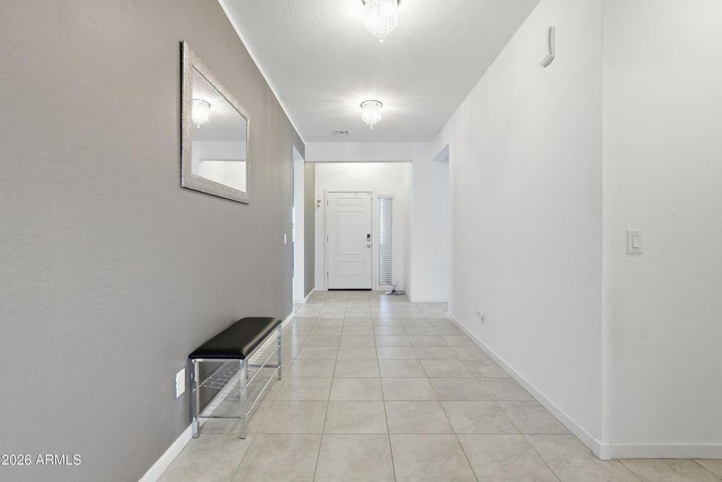 Image 15 of property listing at 4373 E Gallop Trail Trail, San Tan Valley, AZ 85140