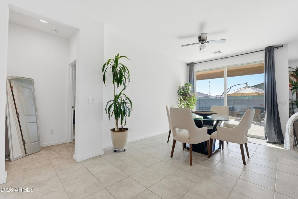 Image 23 of property listing at 4373 E Gallop Trail Trail, San Tan Valley, AZ 85140